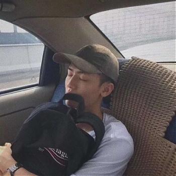 每周头像_个性男生气质阳光的微信头像 每周头像_个性男生气质阳光的微信头像