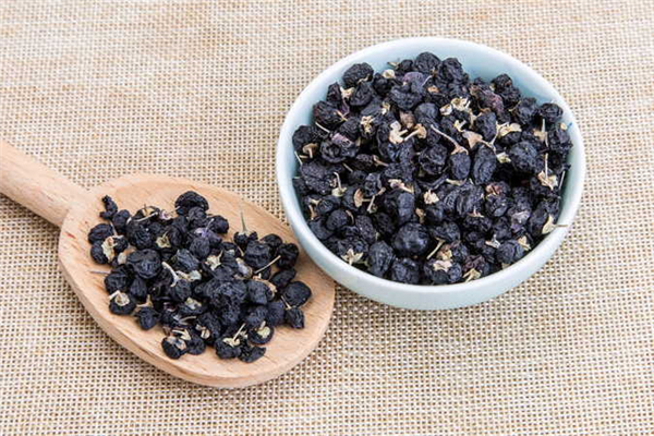 黑枸杞的功效还比不上茄子皮 黑枸杞到底有没有用