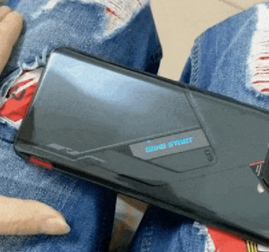 图片[2]-华硕ROG4游戏手机工程机曝光：后盖副屏是亮点-玩转网