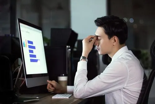 男子年薪90万,因上班太无聊起诉公司-玩转网