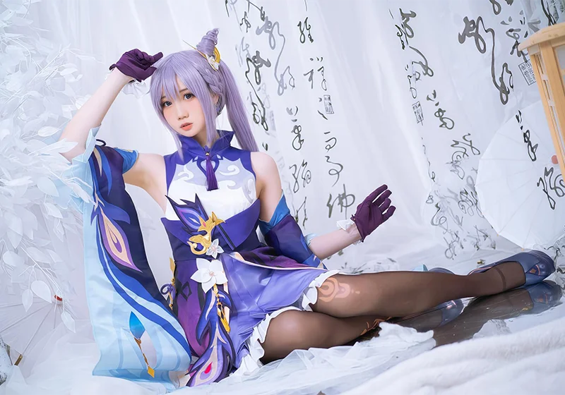 [cosplay] 焖焖碳 - 刻晴：刻晴角色还原美腿-玩转网